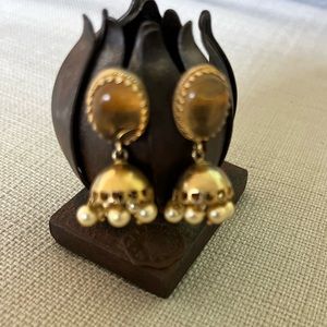 Jhumka earrings